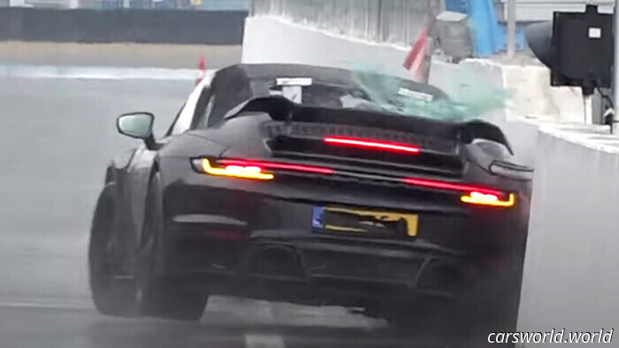 Carreteras Mojadas, Sin Control De Tracción Y Un Porsche 911 Turbo: ¿Qué Podría Salir Mal? | Carscoops